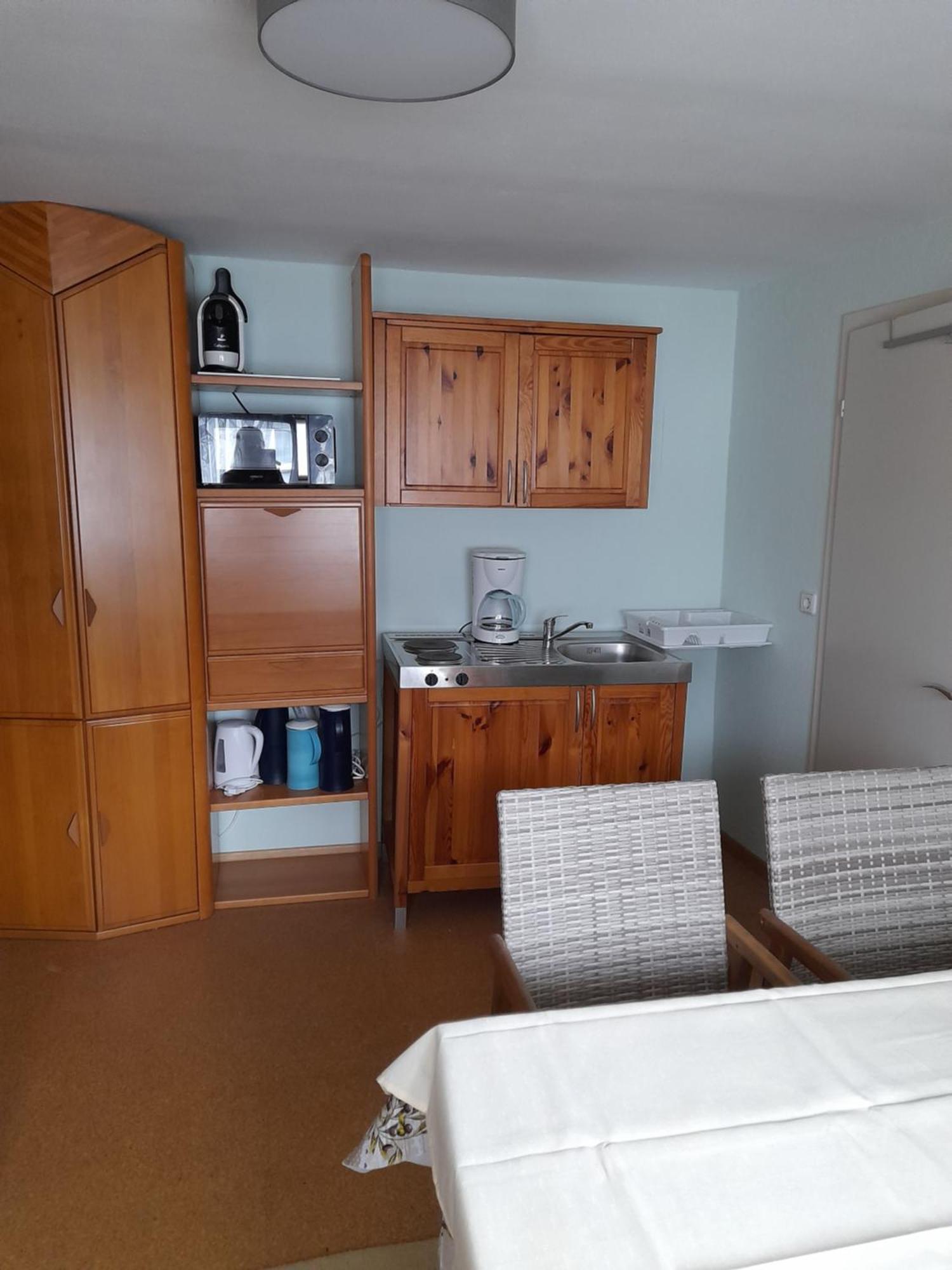 Haus Am Huegel Apartment Altstrimmig Екстериор снимка